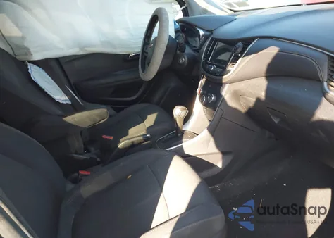 2019 Chevrolet Trax Lt из США, поврежденный, VIN 3GNCJLSB5KL378077